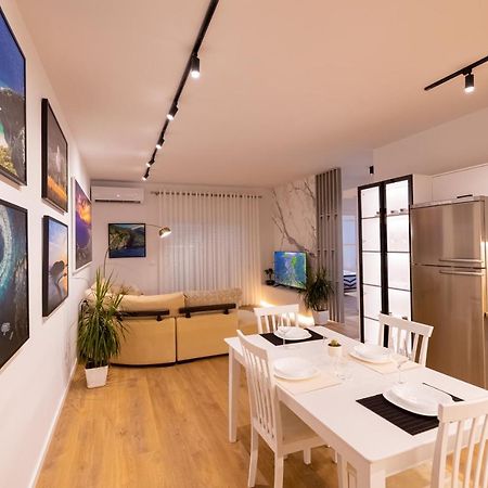 Victoria Lungomare Apartment Влёра Экстерьер фото