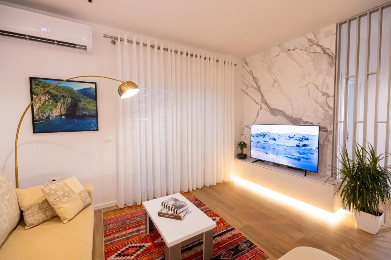 Victoria Lungomare Apartment Влёра Экстерьер фото