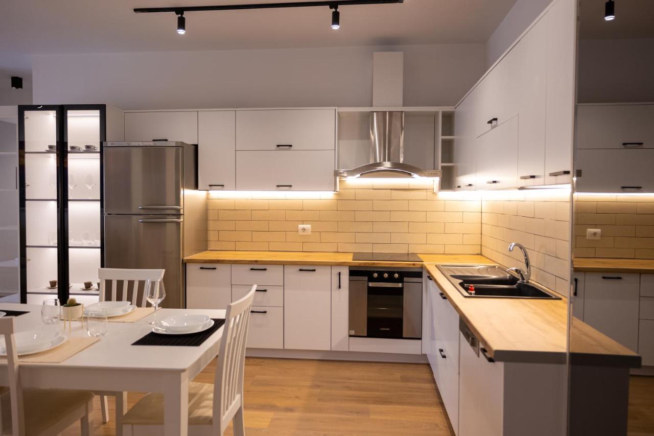 Victoria Lungomare Apartment Влёра Экстерьер фото
