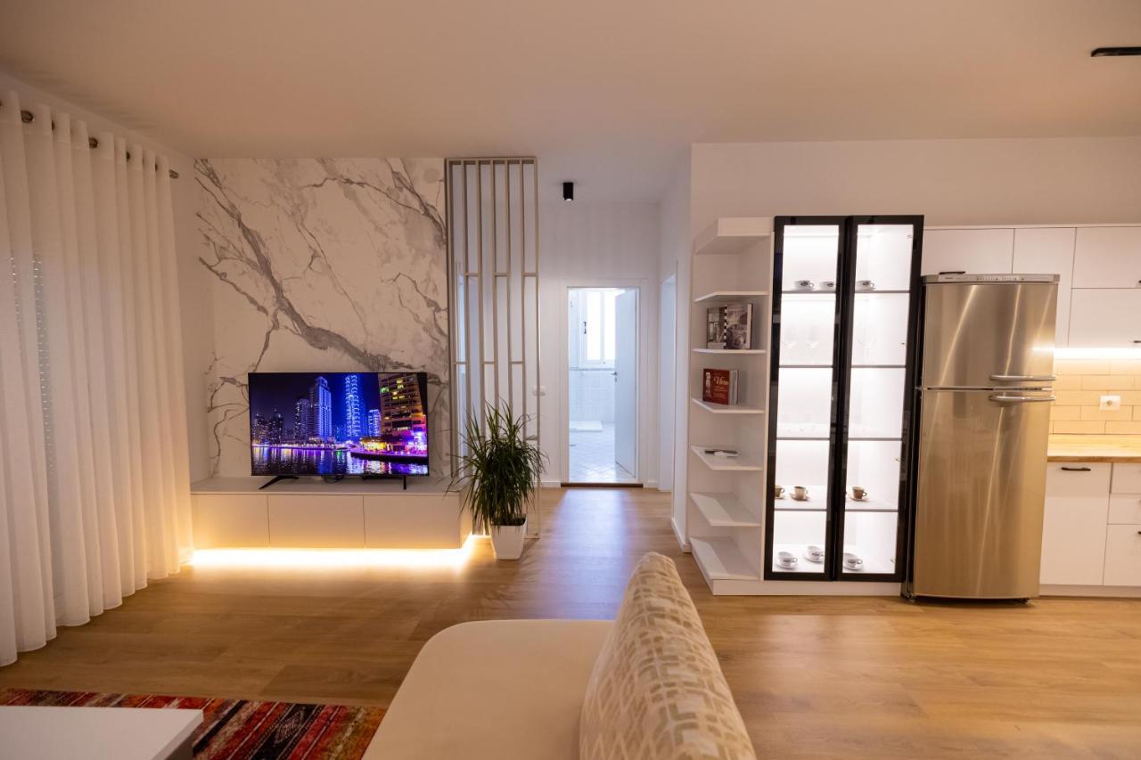 Victoria Lungomare Apartment Влёра Экстерьер фото